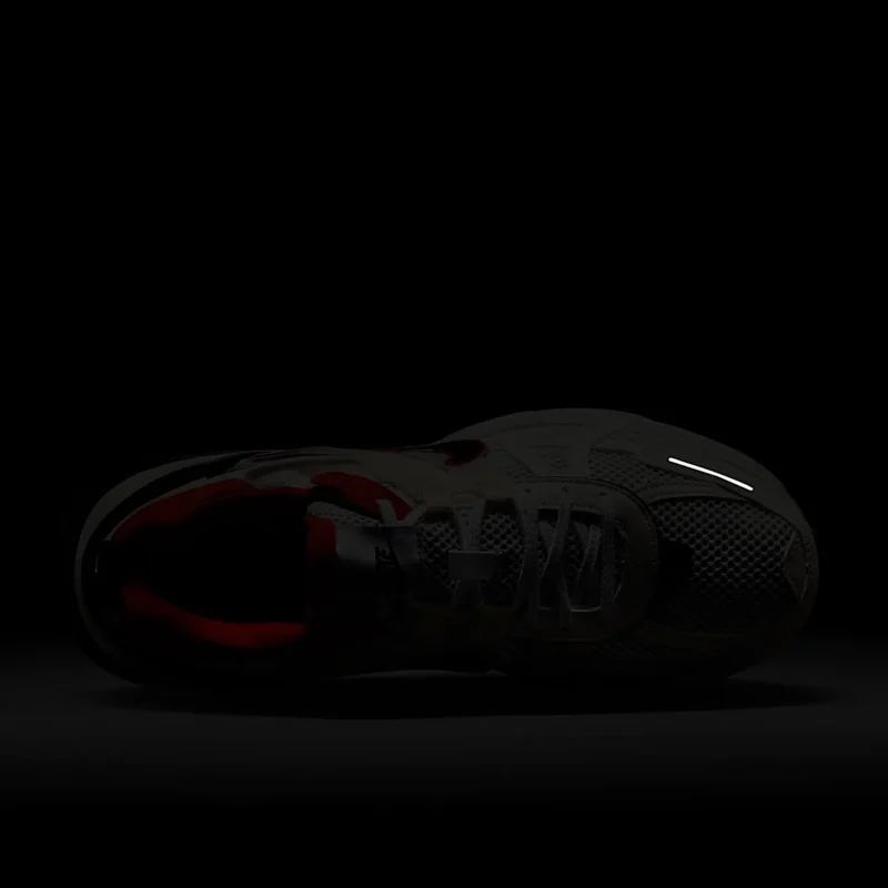 Nike V2K Run - تصویر 10