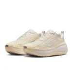 Nike Vomero Plus - تصویر 5