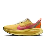 Nike Vomero 18 SE